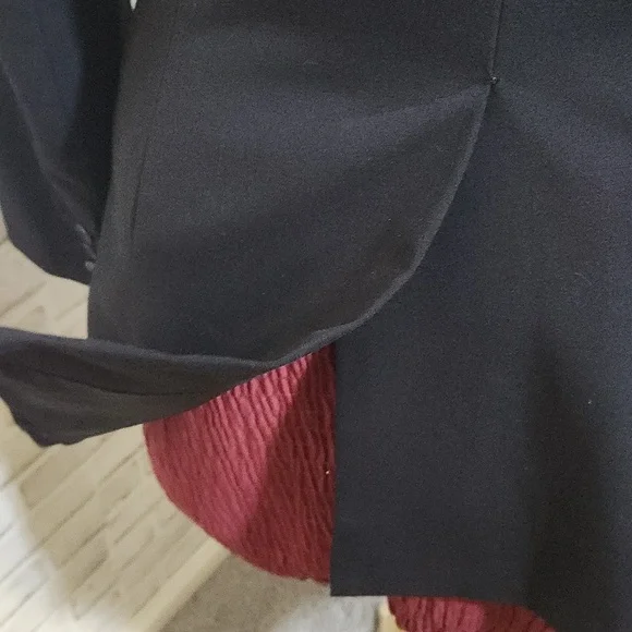 Norma Kamali SZ 10 Black 3 Button Lined Blazer - Picture 7 of 12